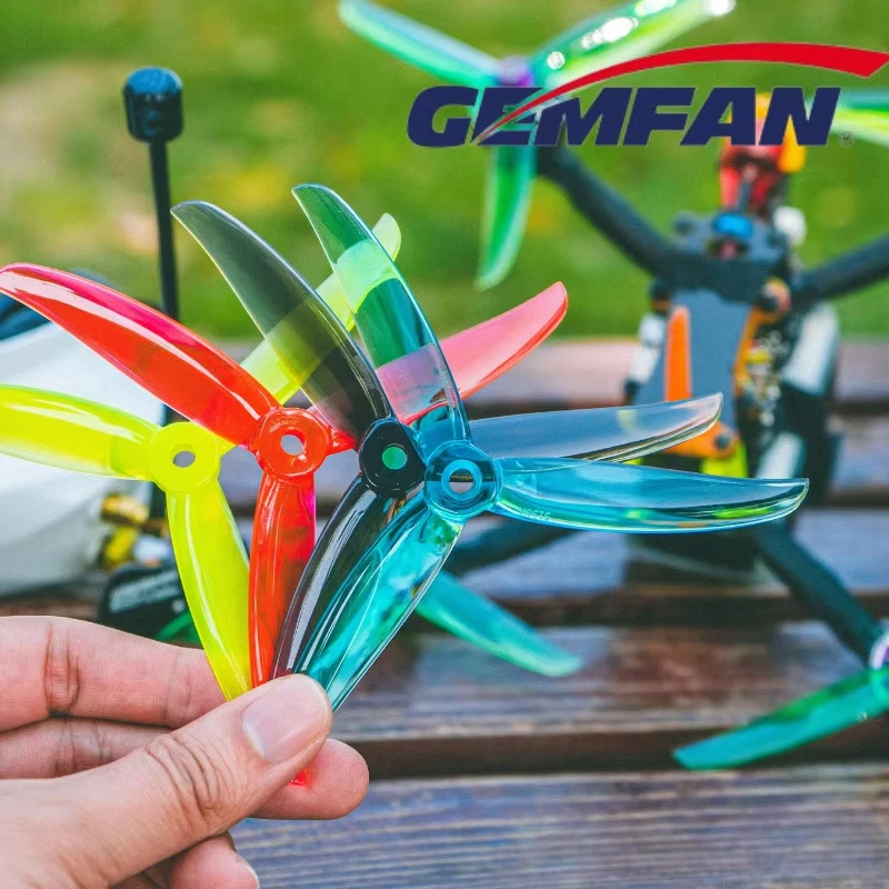 Gemfan VANOVER 5136 3 Blade PC - Fpv Drone Quadcopter 评论和价格